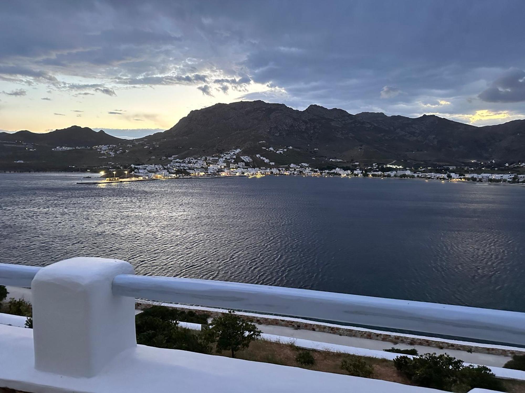 Amfitriti Serifos Livadi  Dış mekan fotoğraf